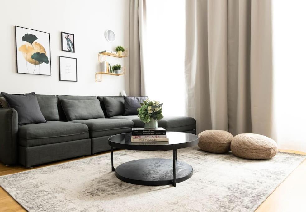 Franz 23 - Typical Viennese Apartment In The Heart Of Vienne Extérieur photo